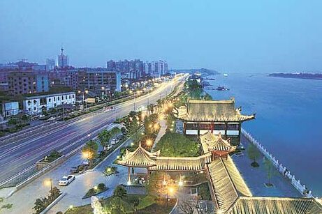 2014最低工资标准公布 房价工资比最悲催的城