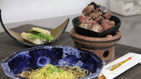 世界上最贵的8款食物，吃一顿足够普通人倾家荡产