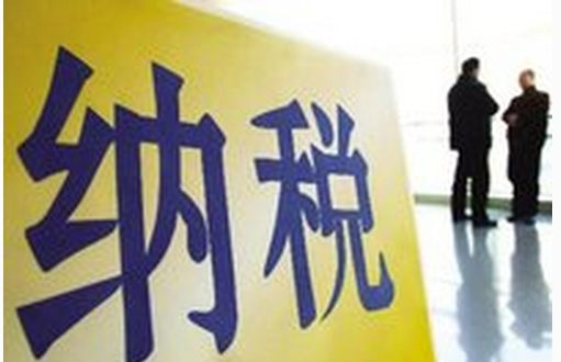 夫妻弃40万年薪卖烧鸡_年薪40万收入怎么样