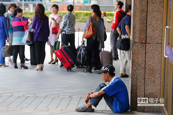 台湾10月失业率降至3.95%为7年来同期最低