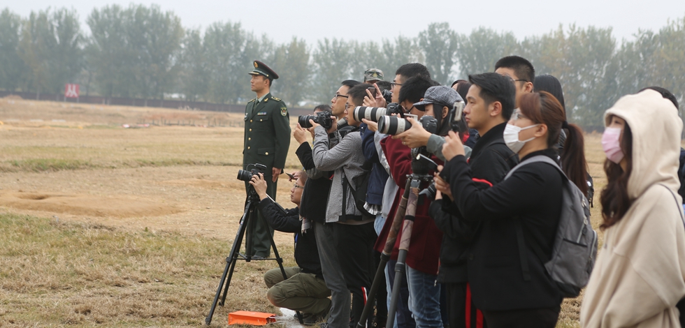 【组图】两岸记者参访北京卫戍区某部红四连