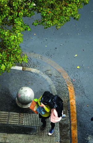 江苏昨日多地现