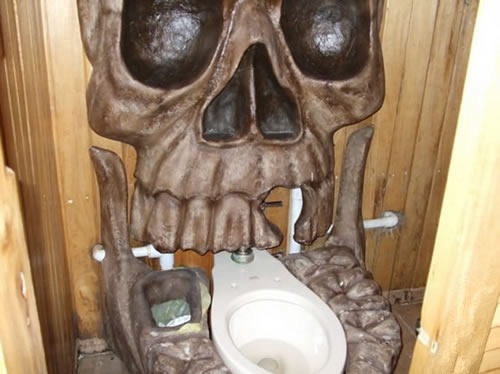 盘点那些不忍直视的奇葩厕所