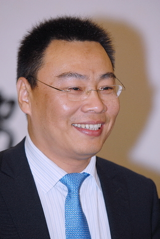 吴振华:股市下跌未能完全反映市场 建议推行t 0