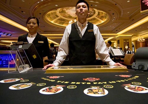 奇葩职业惊掉下巴:飞机回收员年入可超千万_点击排名_经贸_中国台湾网